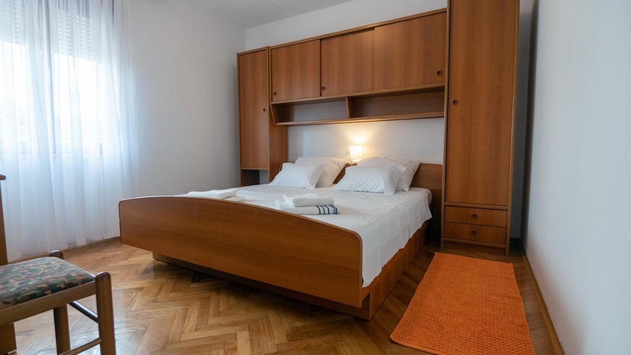 Apartments Dokovic Barbat na Rabu Bagian luar foto